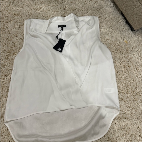 Victor Sleeveless Blouse - Picture 2 of 3